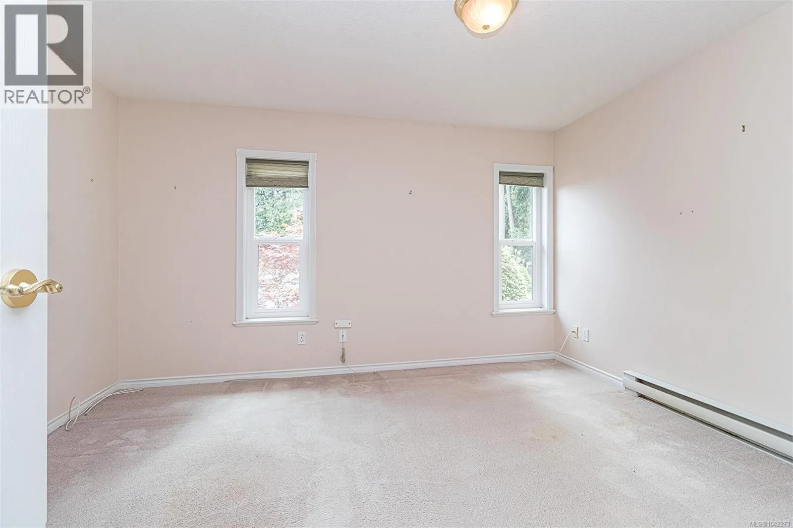 1012 Highview Terr
