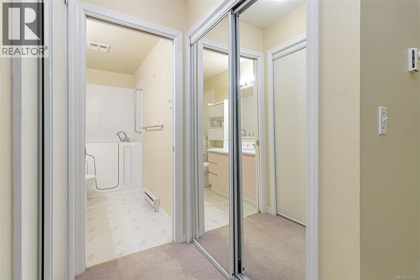 1012 Highview Terr