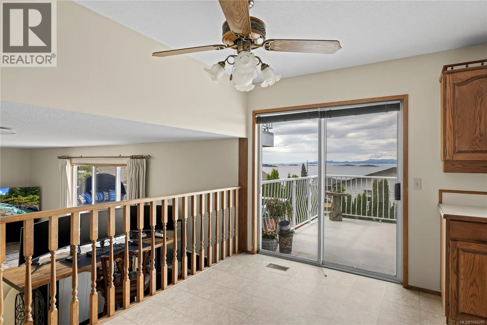718 Isle View Pl