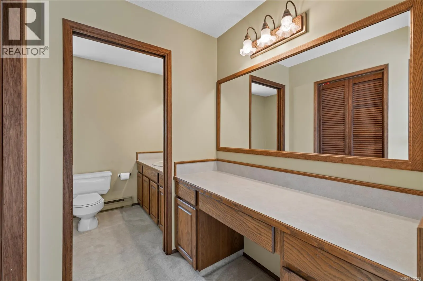 718 Isle View Pl