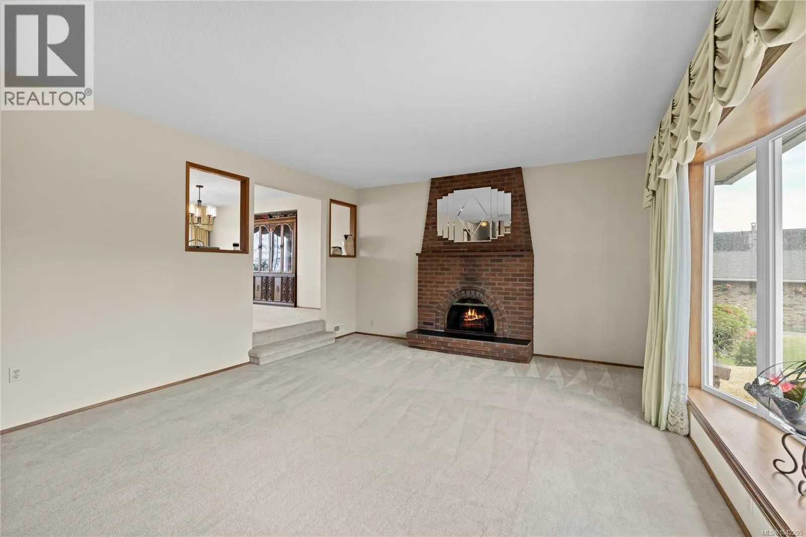 718 Isle View Pl