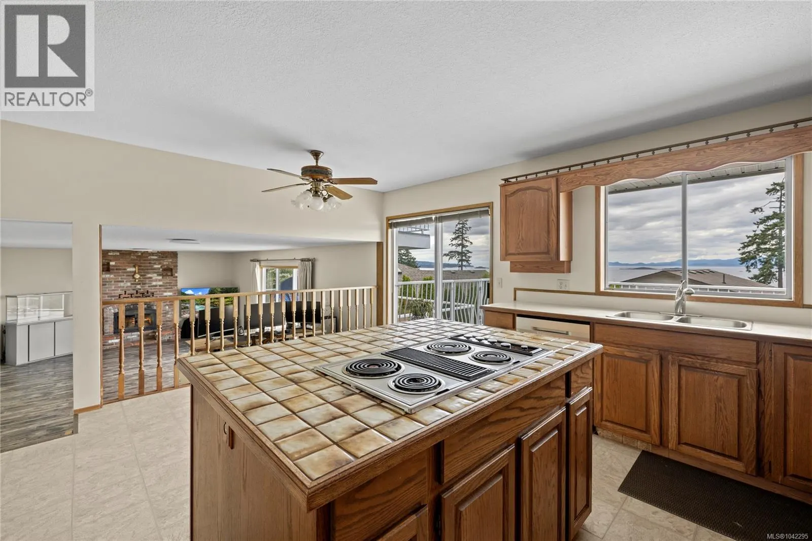 718 Isle View Pl