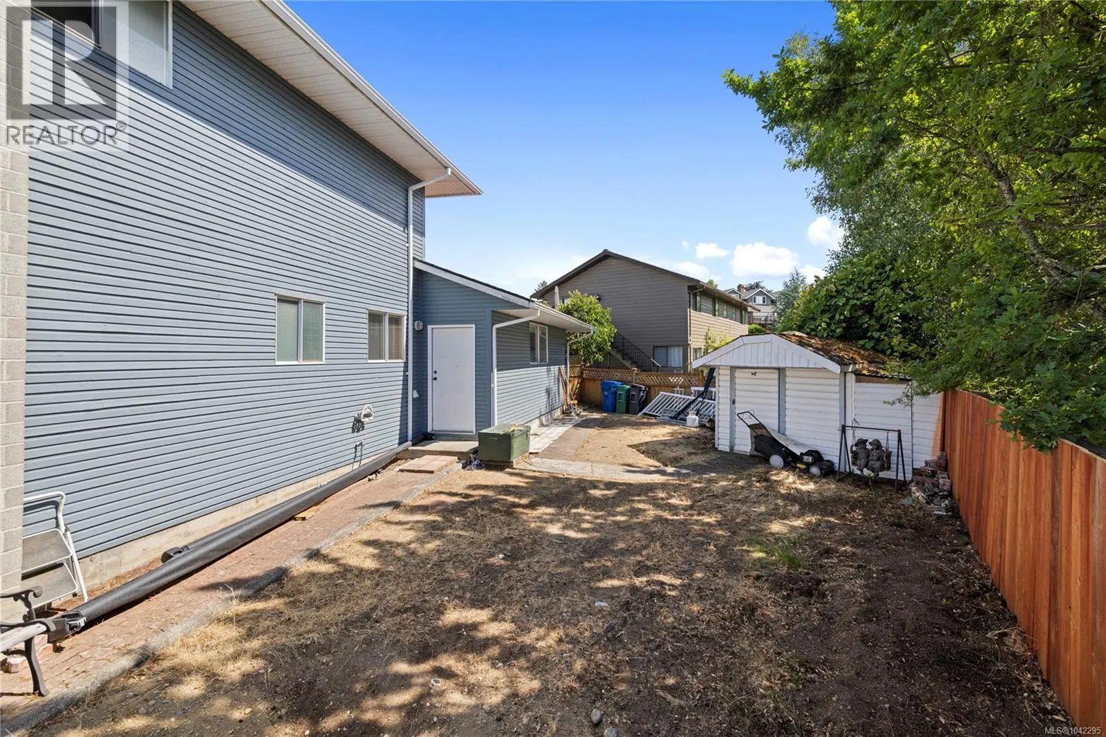 718 Isle View Pl