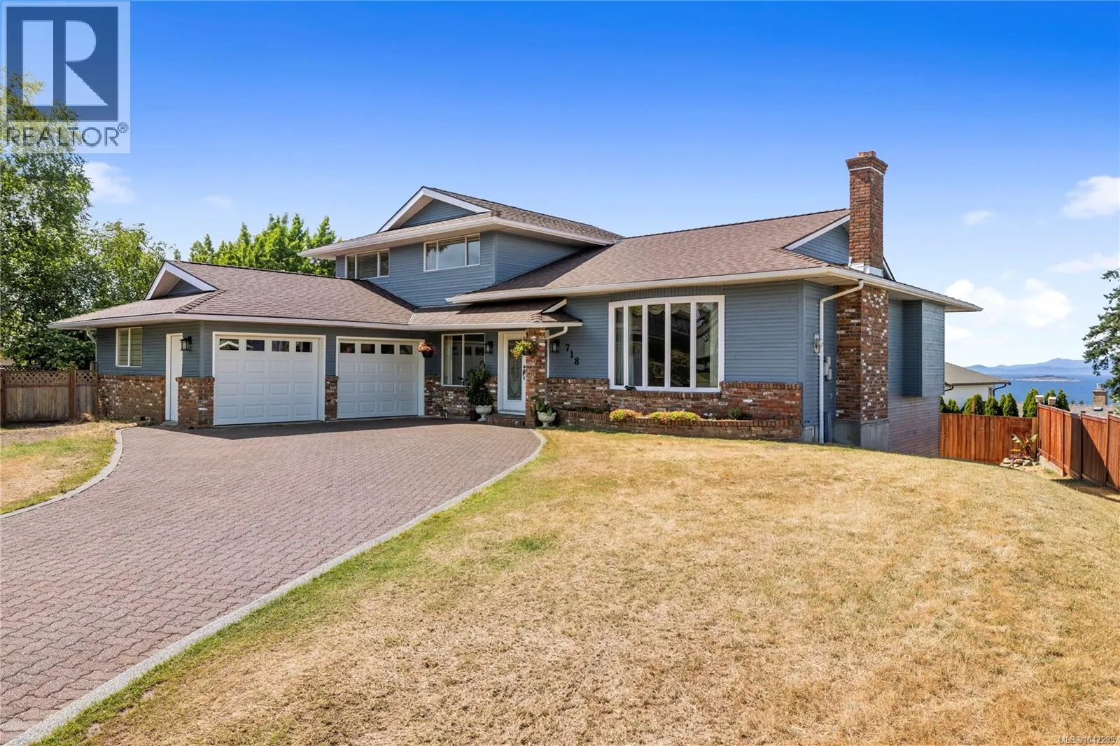 718 Isle View Pl