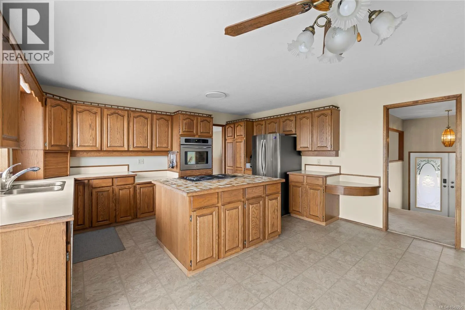718 Isle View Pl