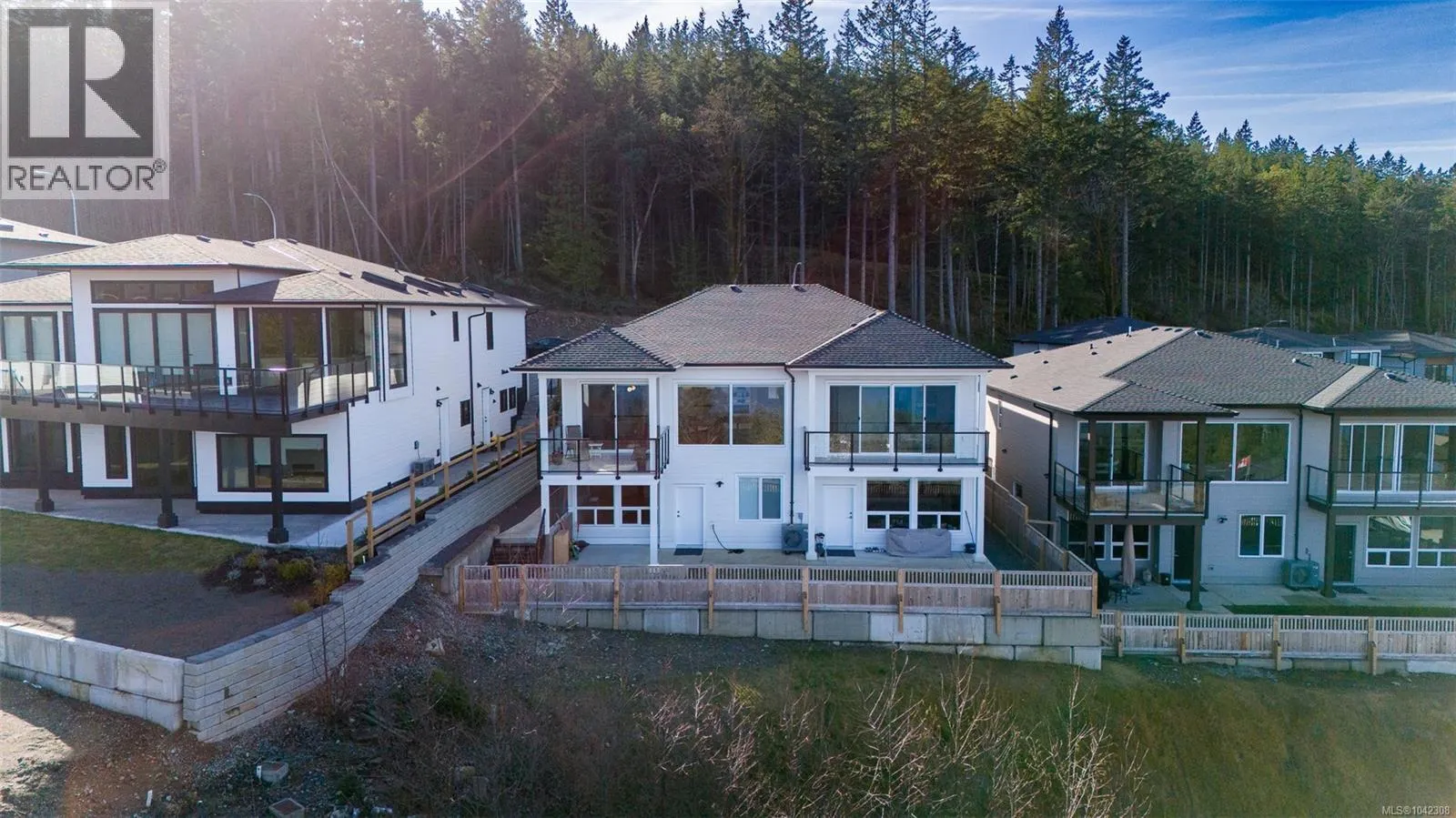 4646 Ambience Dr