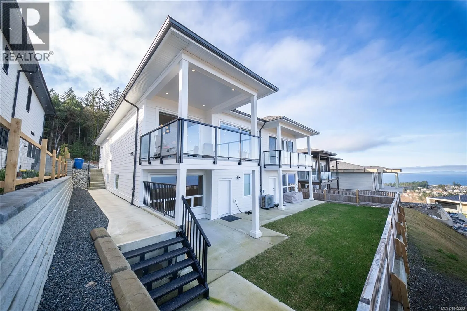 4646 Ambience Dr