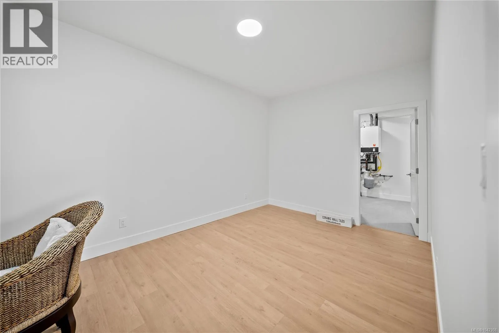 4646 Ambience Dr