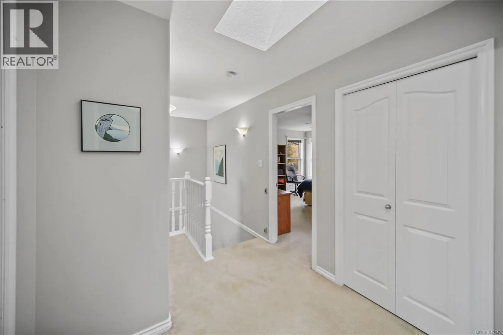 5575 Woodland Cres E