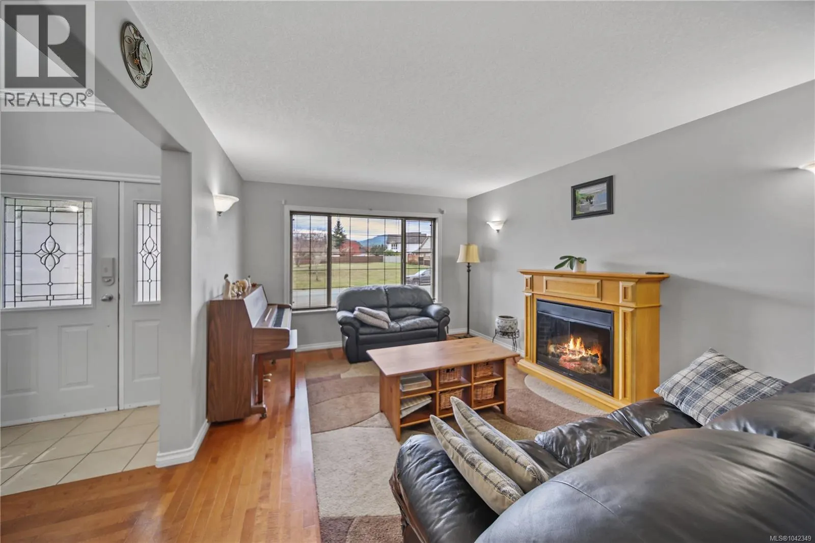 5575 Woodland Cres E