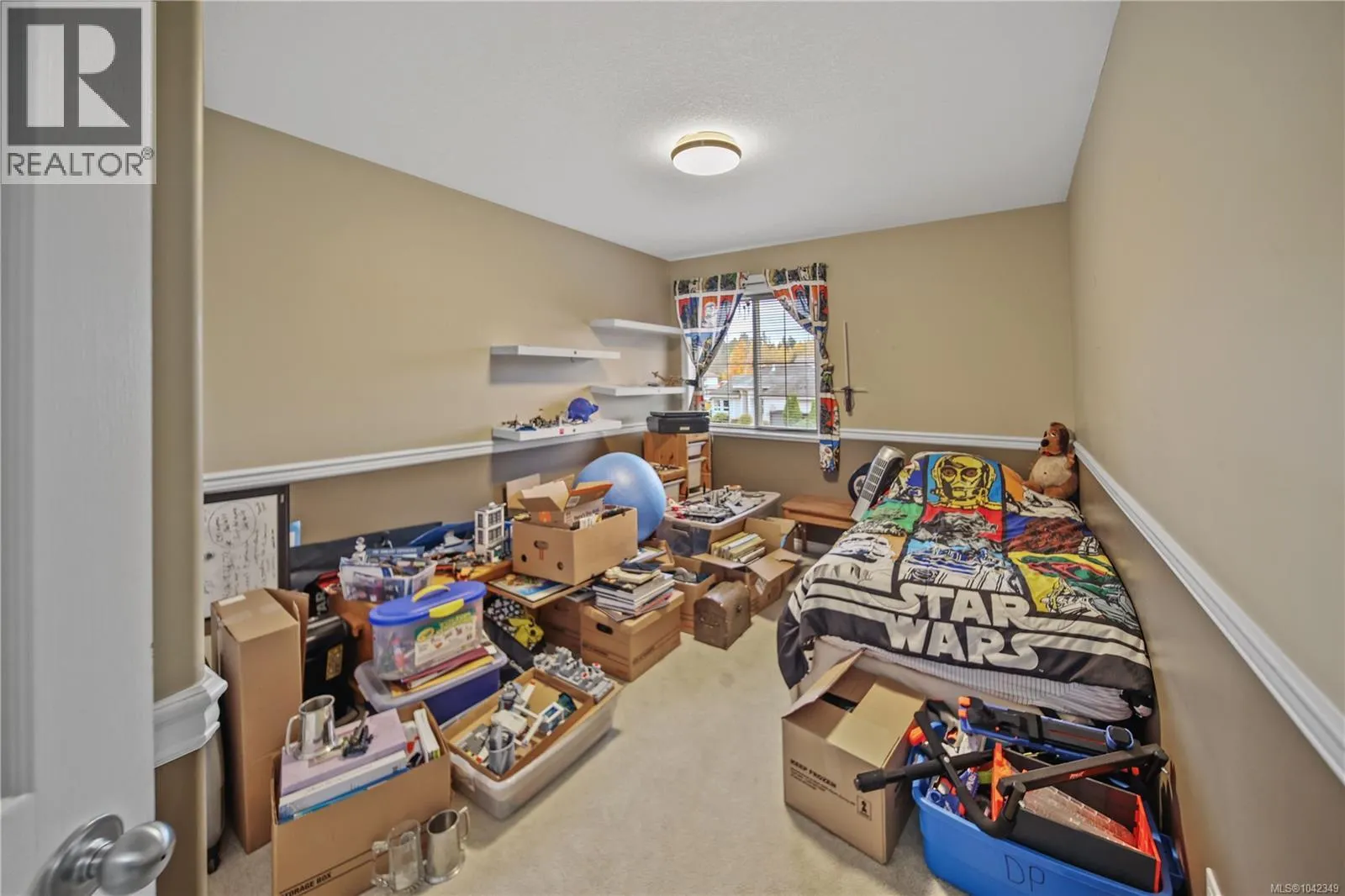 5575 Woodland Cres E