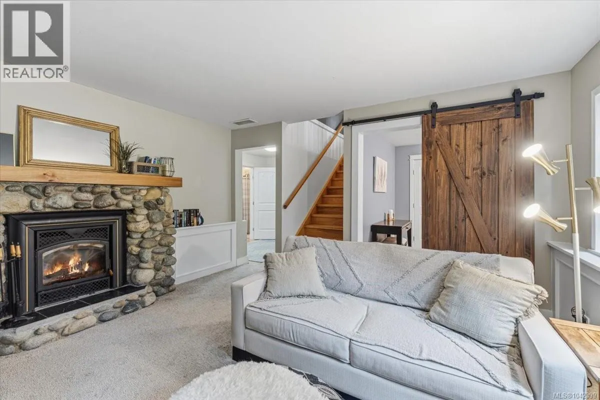 3341 Schooner Cove Dr