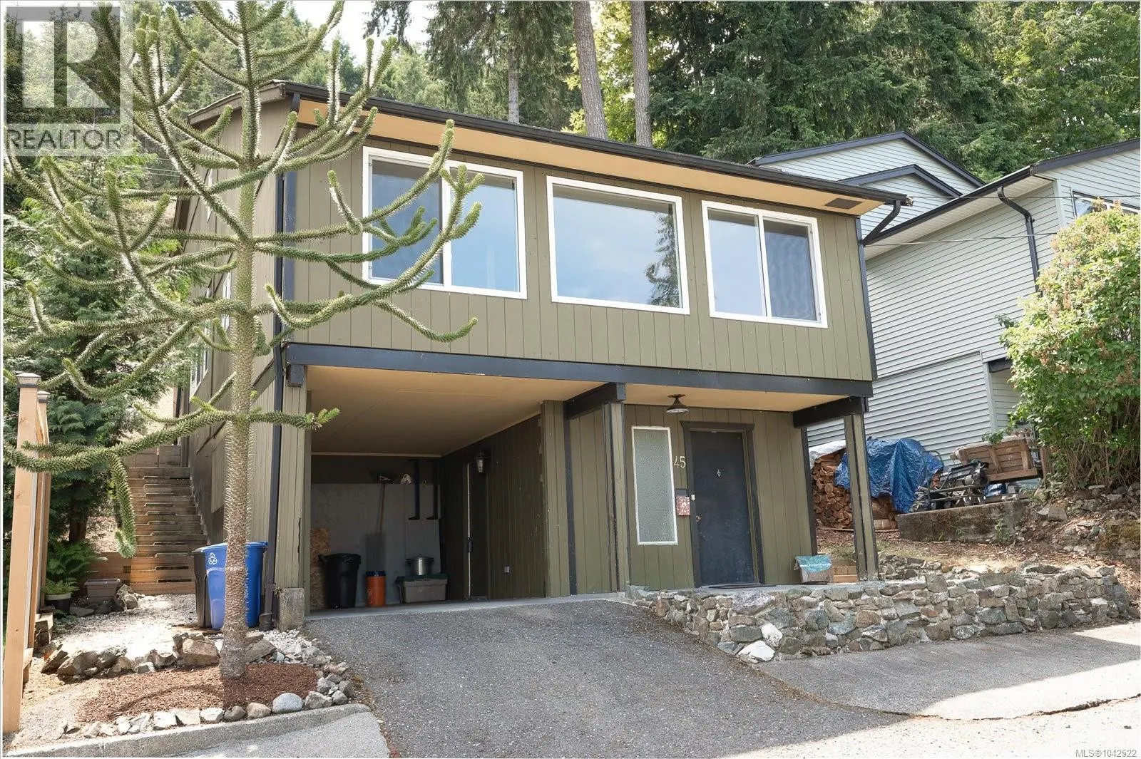 45 Riley Pl