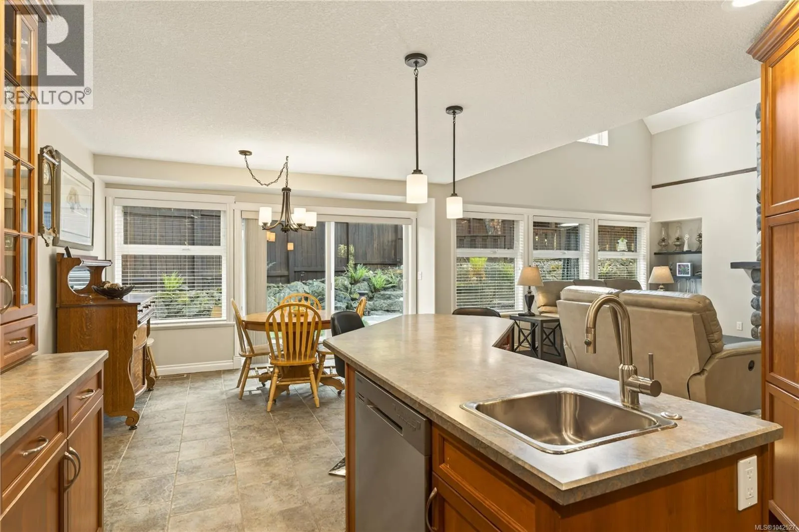 775 Southland Way