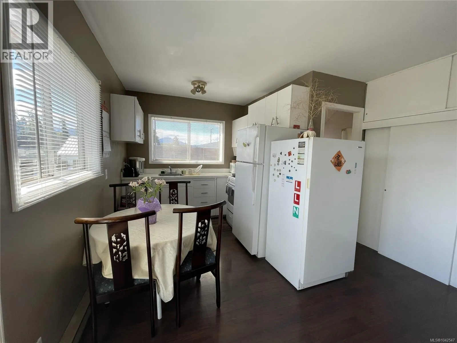 4541 Margaret St