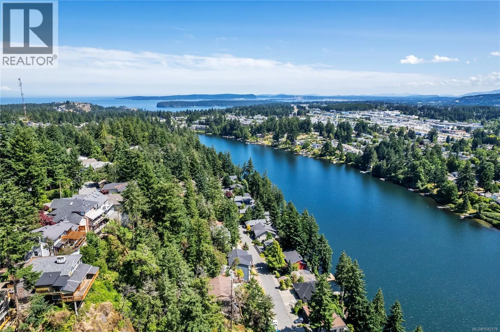 340 Summit Dr