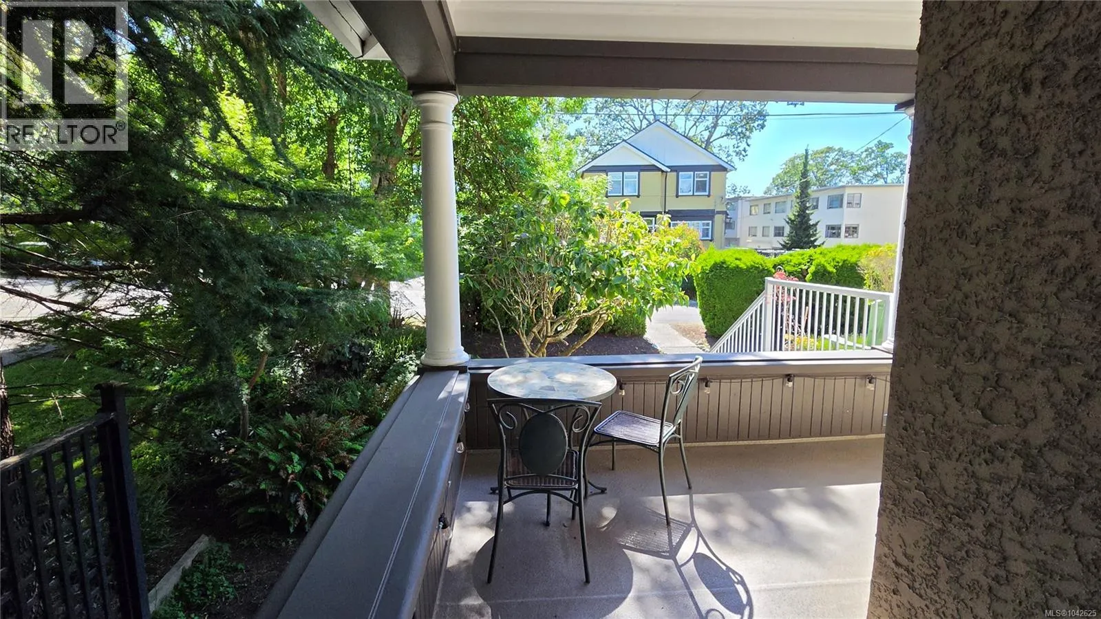 1025 Carberry Gdns