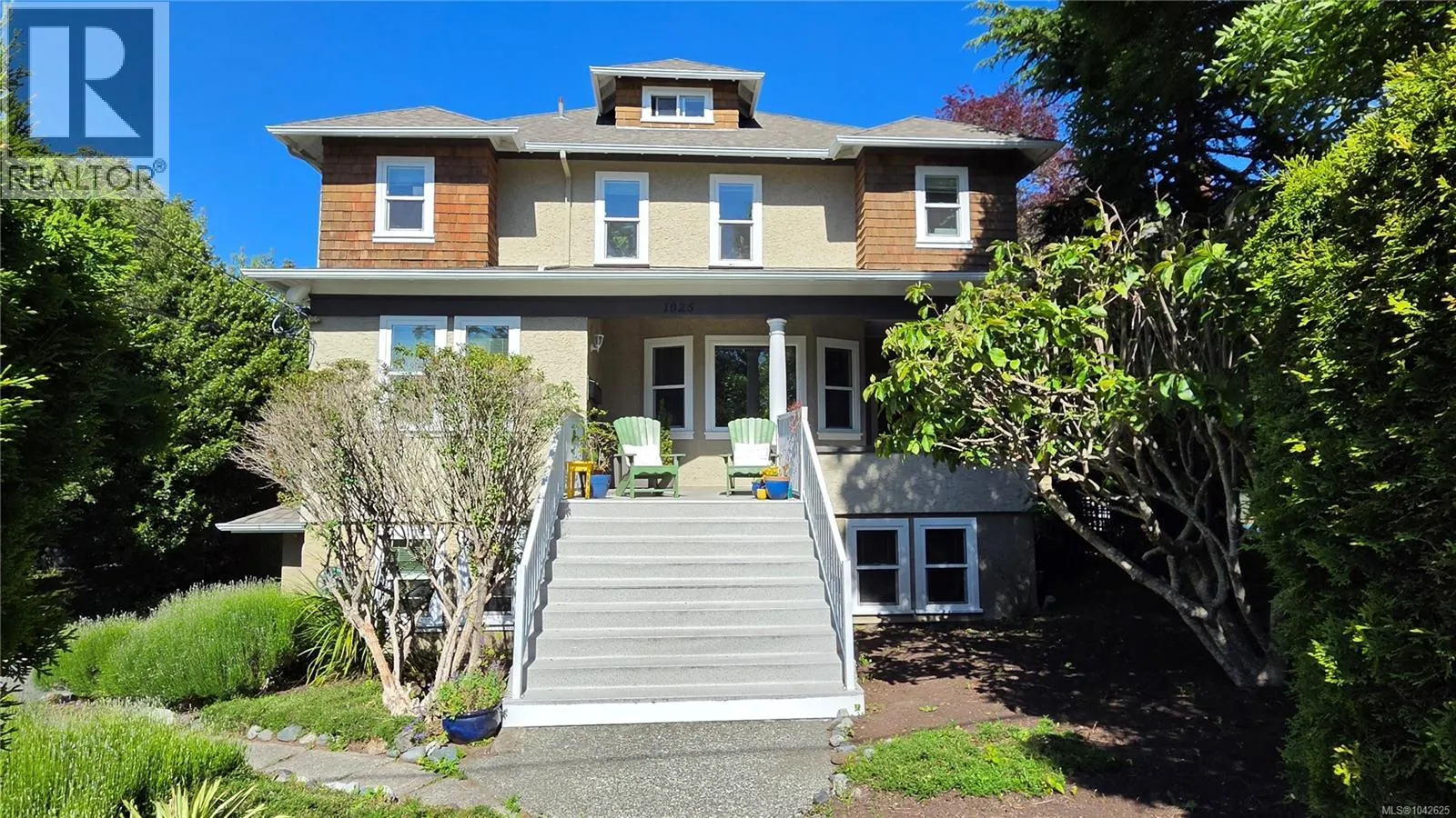 1025 Carberry Gdns