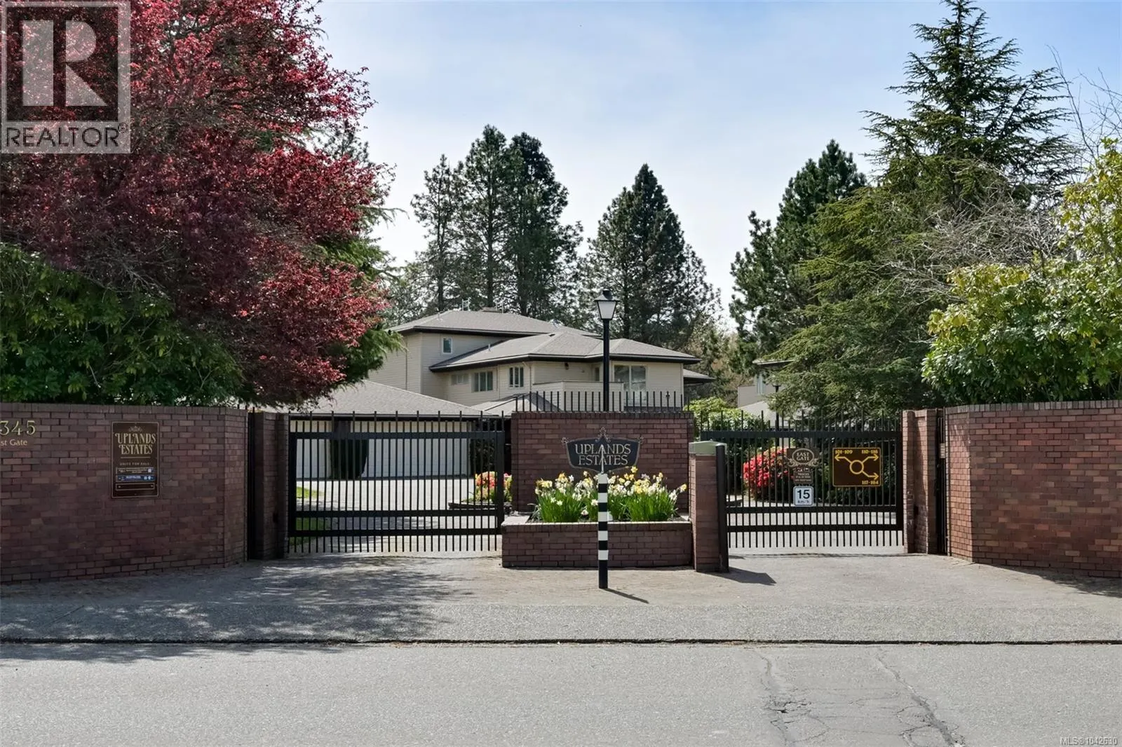104 2345 Cedar Hill Cross Rd