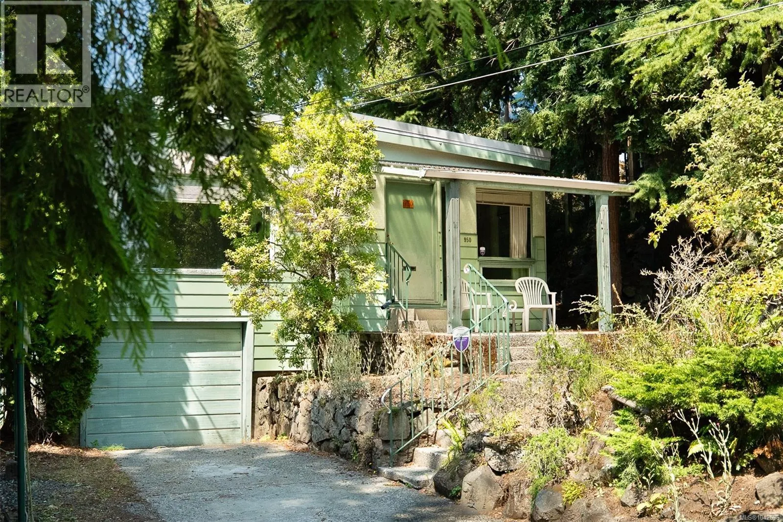 950 Dunn Ave