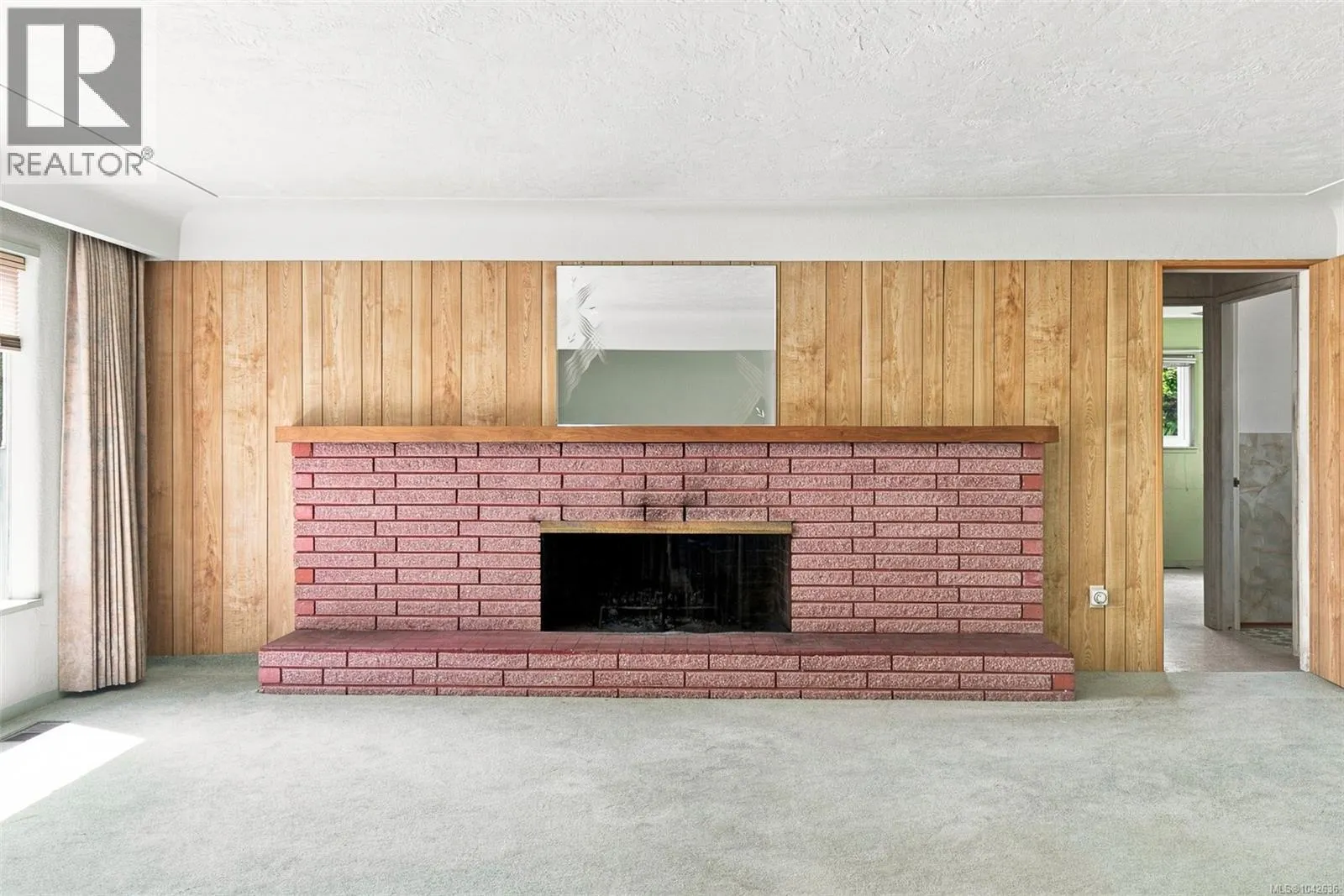 950 Dunn Ave