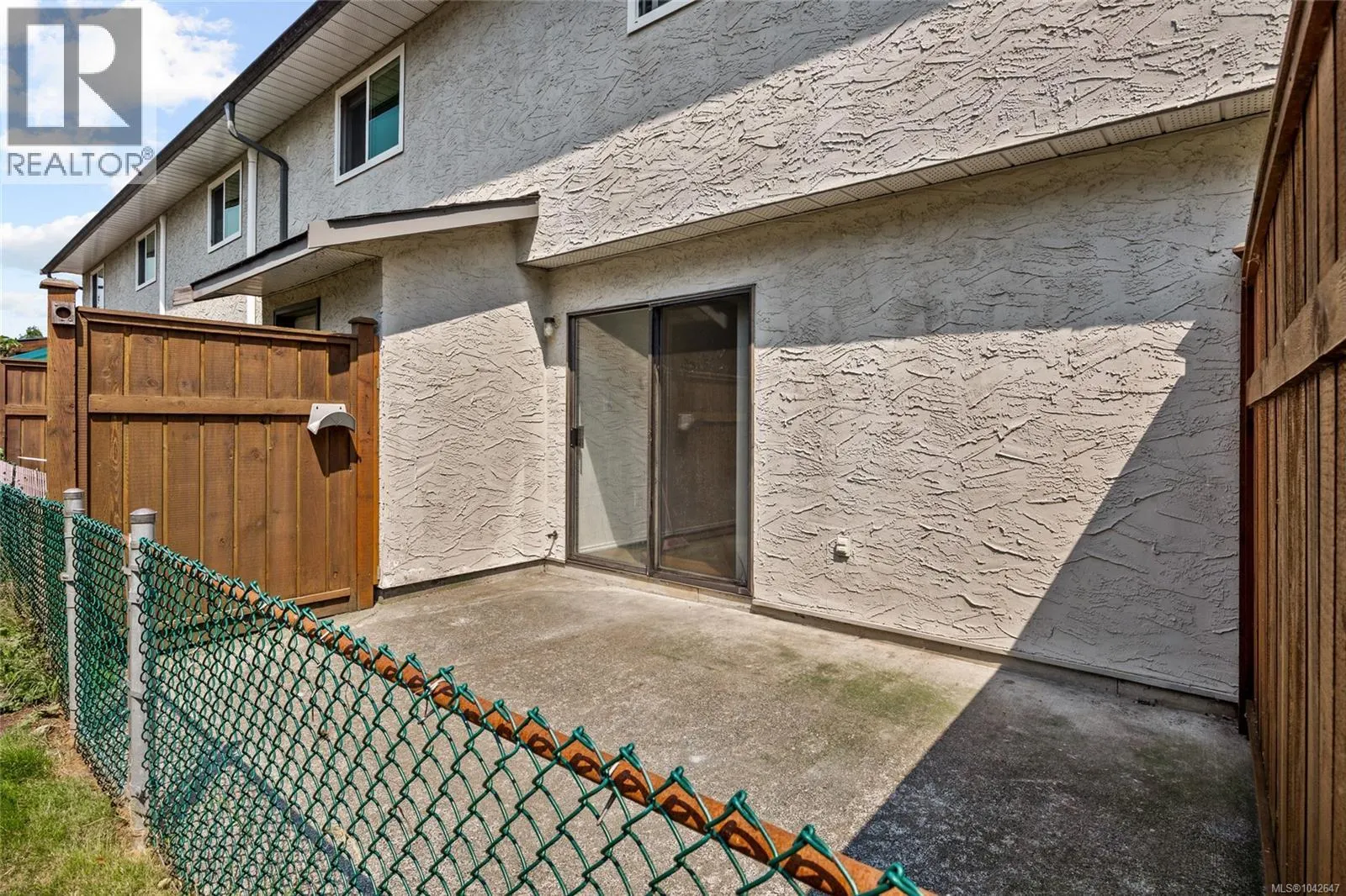 10 951 17th St