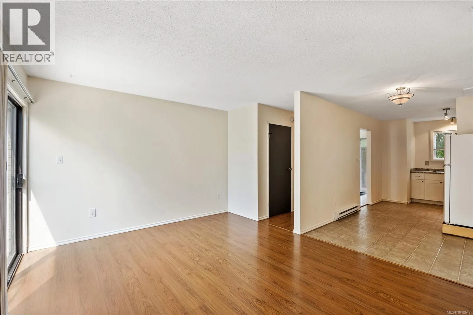 10 951 17th St