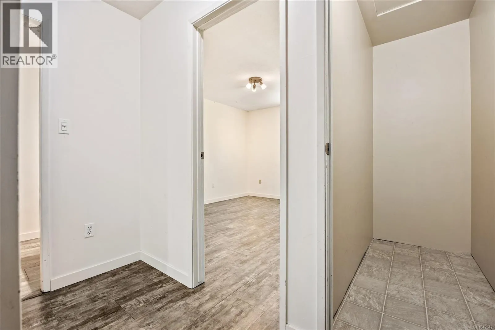 10 951 17th St