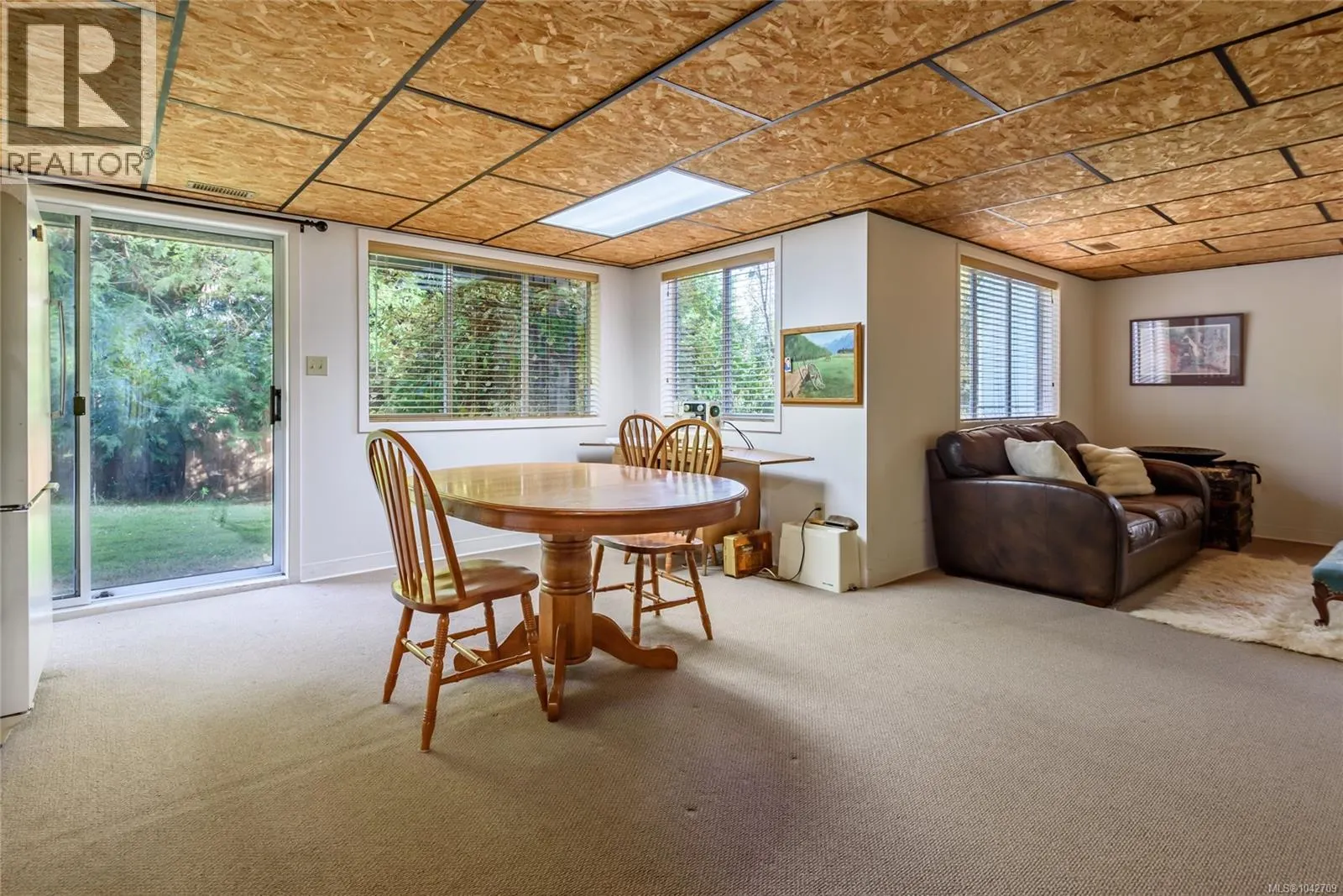 1716 Tofino Pl