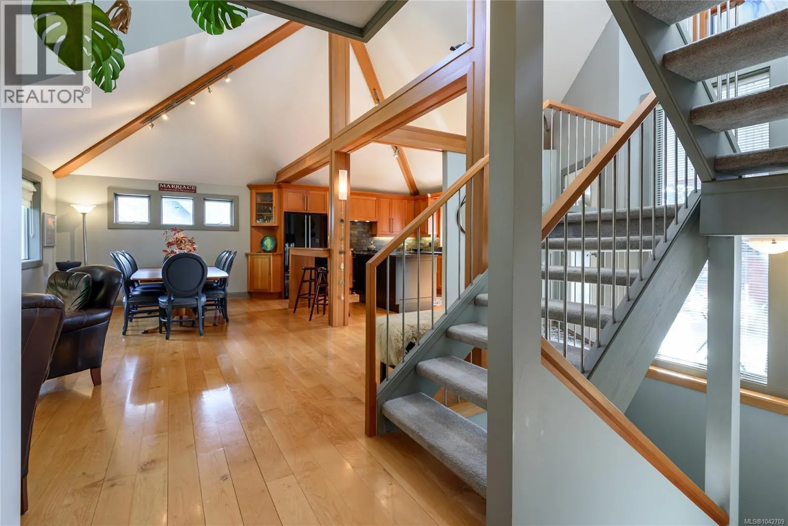 1716 Tofino Pl