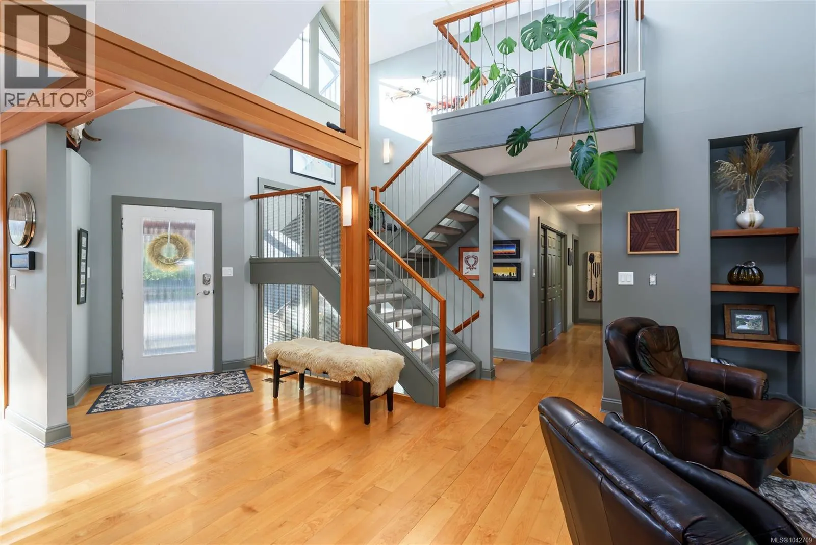 1716 Tofino Pl