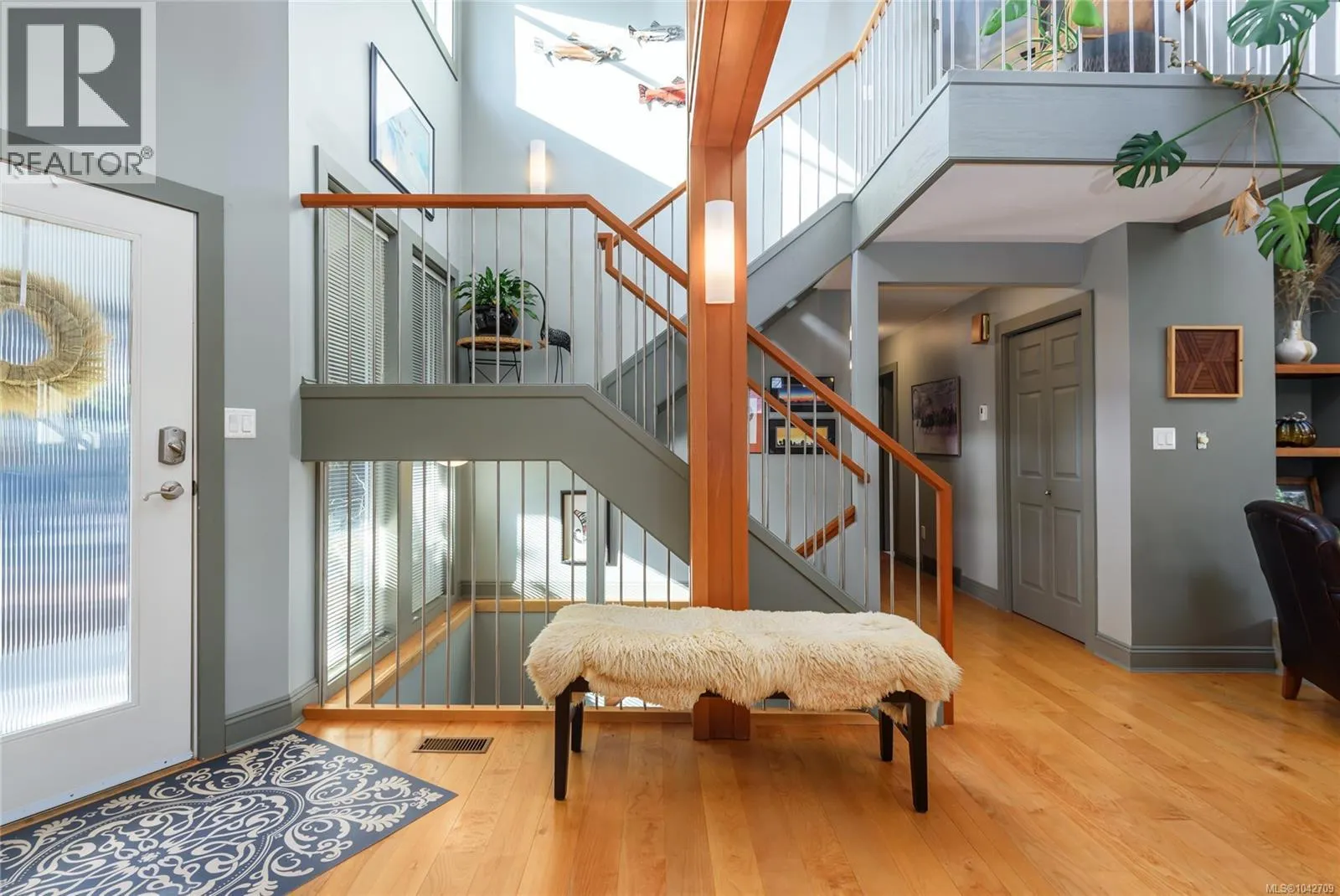 1716 Tofino Pl