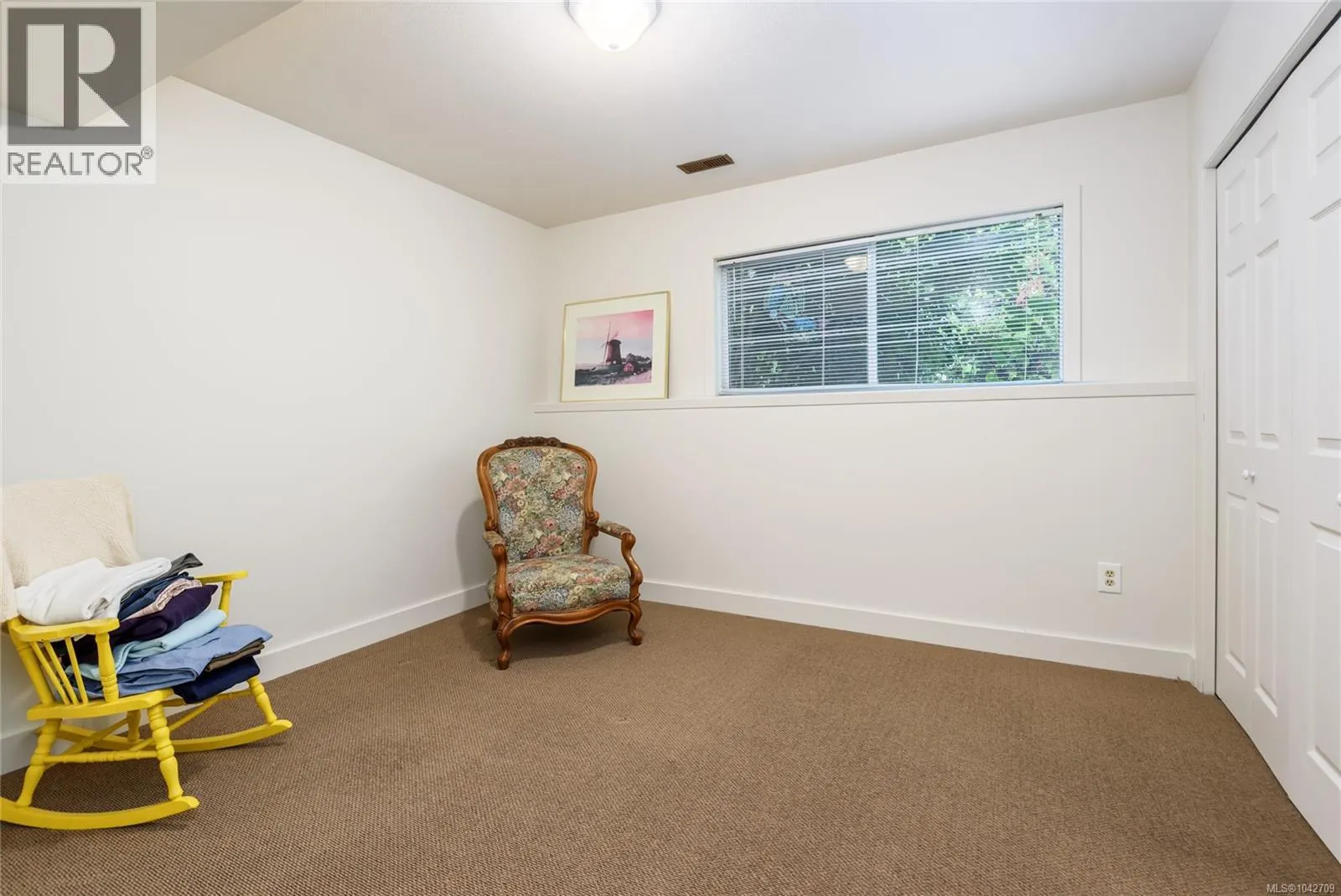 1716 Tofino Pl
