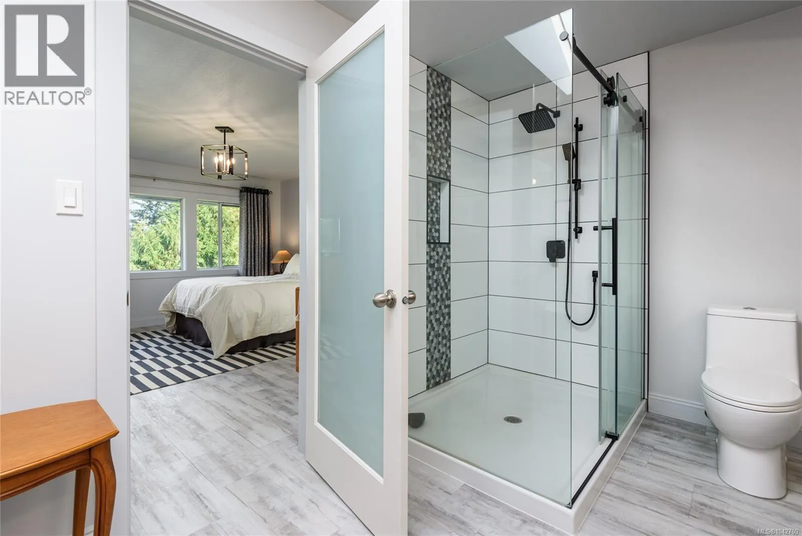 1716 Tofino Pl