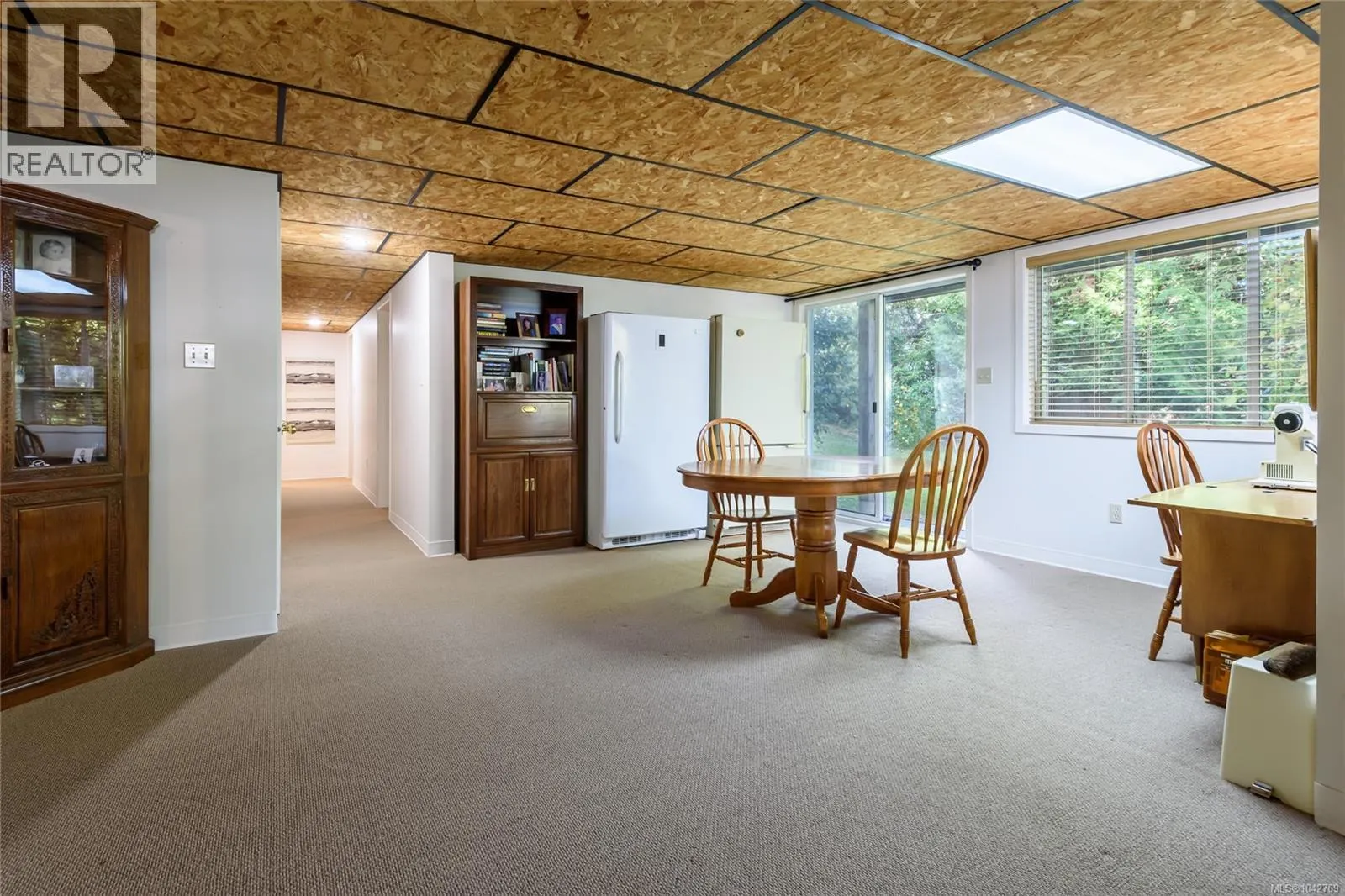 1716 Tofino Pl