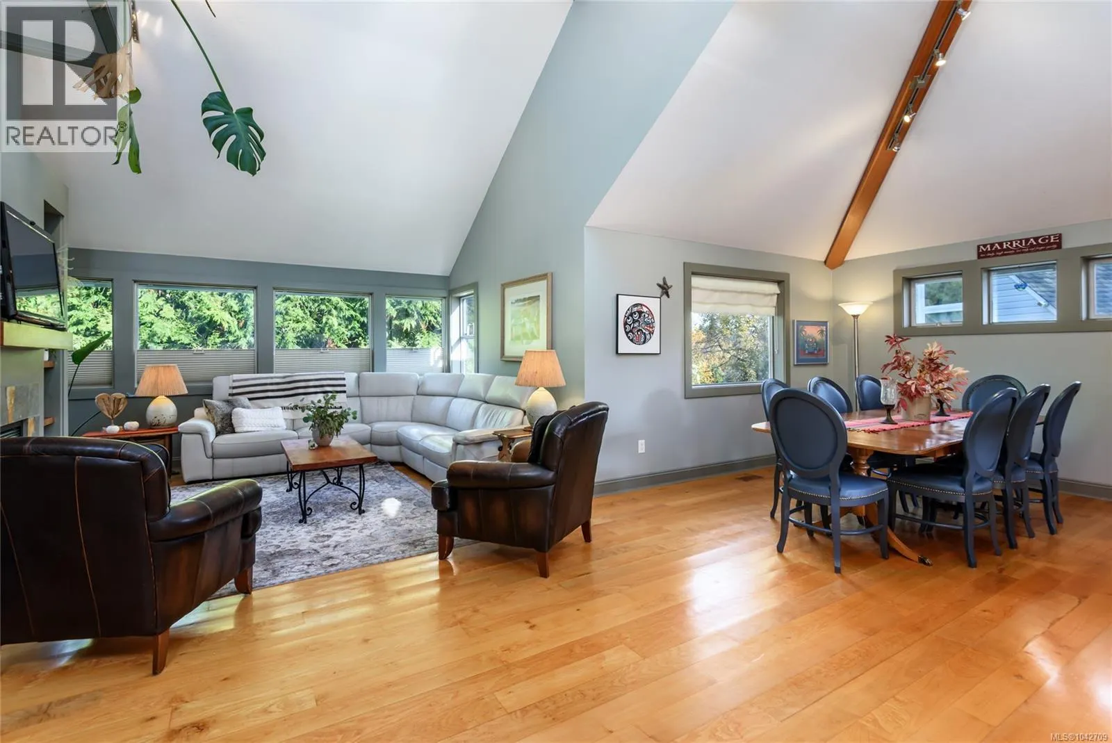 1716 Tofino Pl