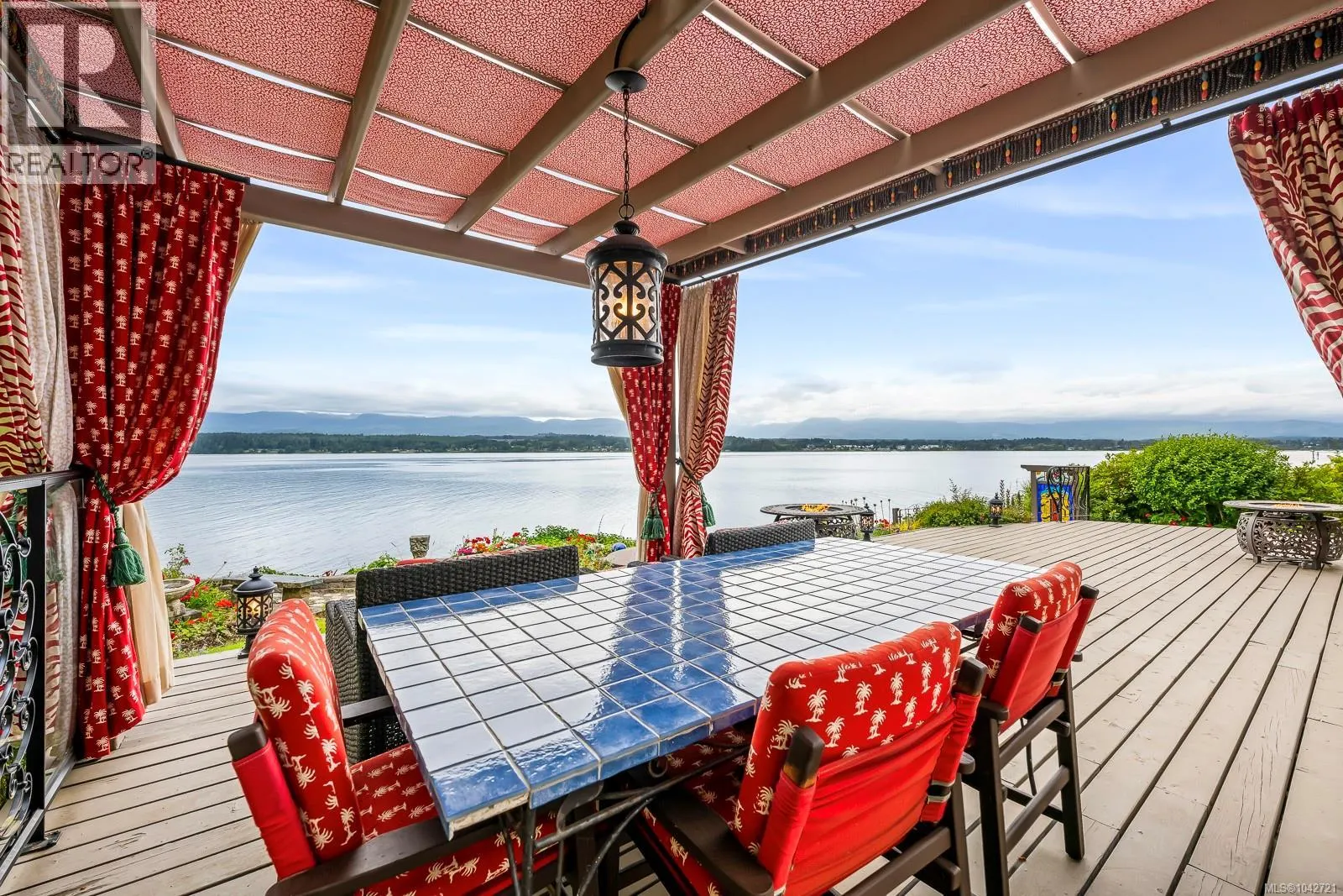 2299 Comox Ave