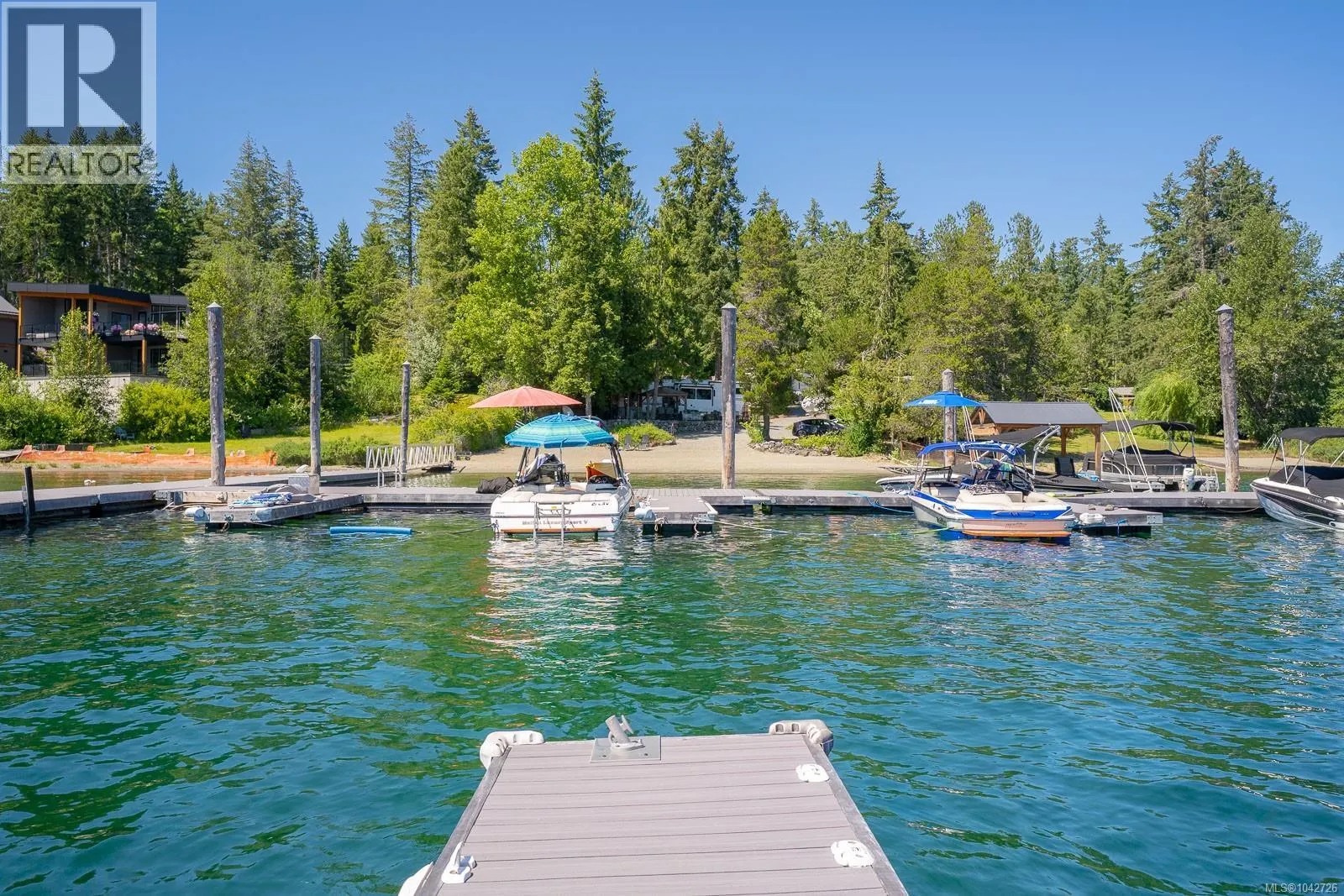 R1 9752 Lakeshore Rd