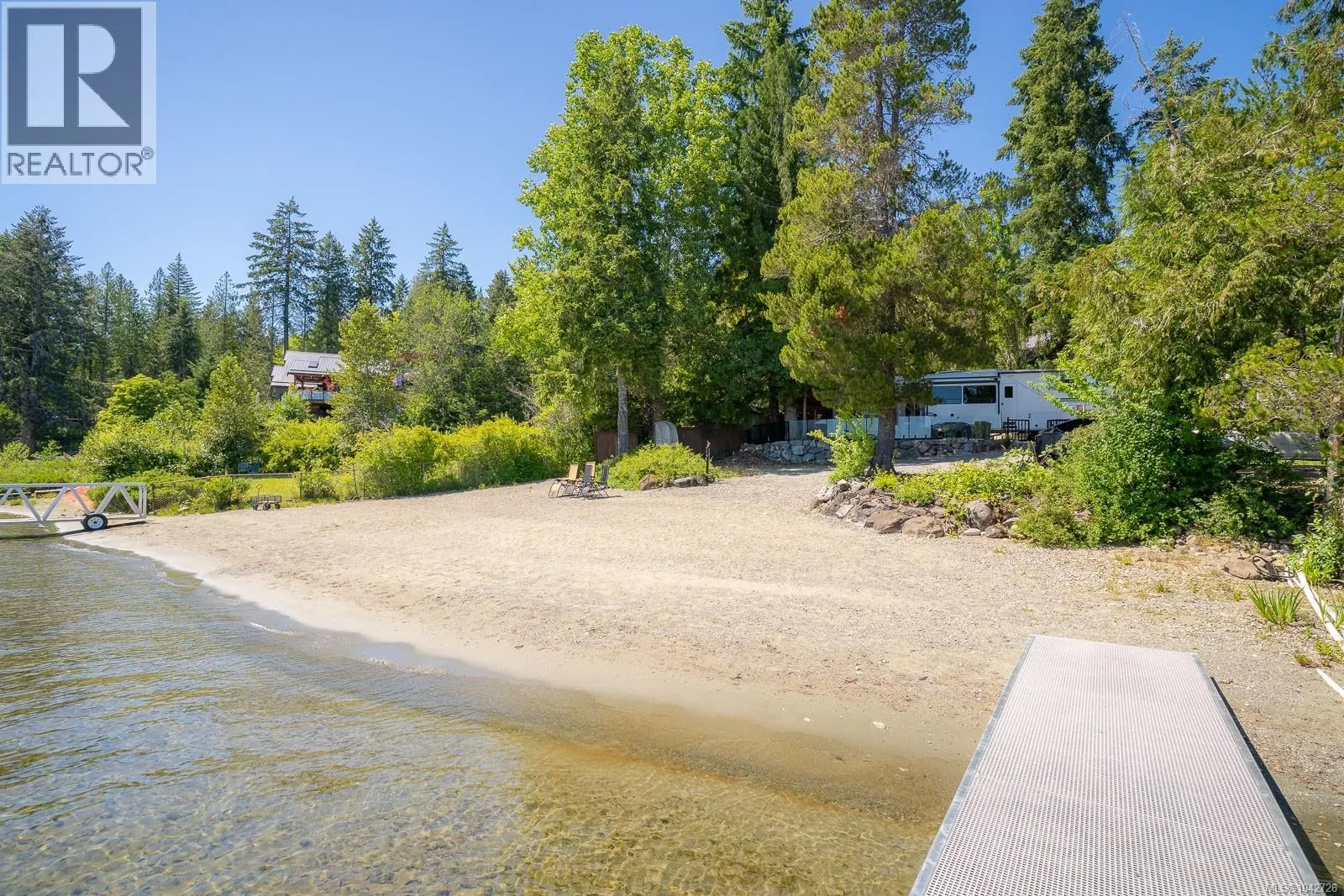 R1 9752 Lakeshore Rd