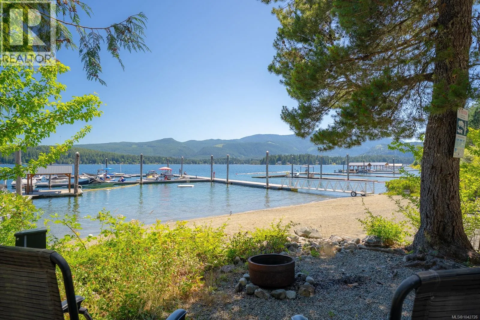 R1 9752 Lakeshore Rd