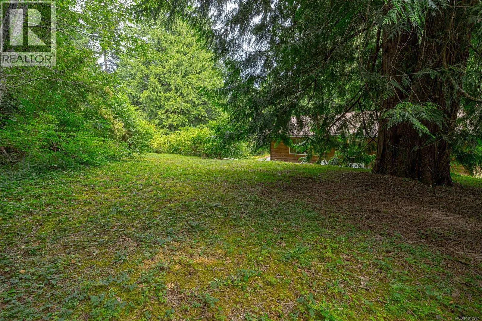 740 Spider Lake Rd