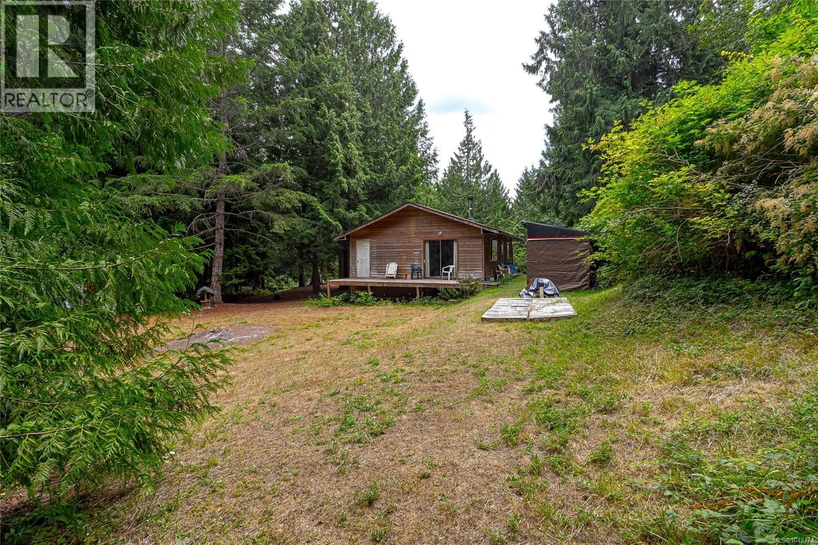 740 Spider Lake Rd