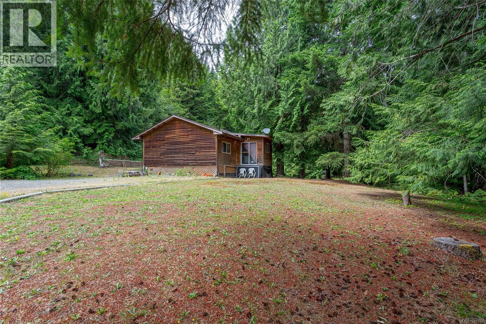 740 Spider Lake Rd