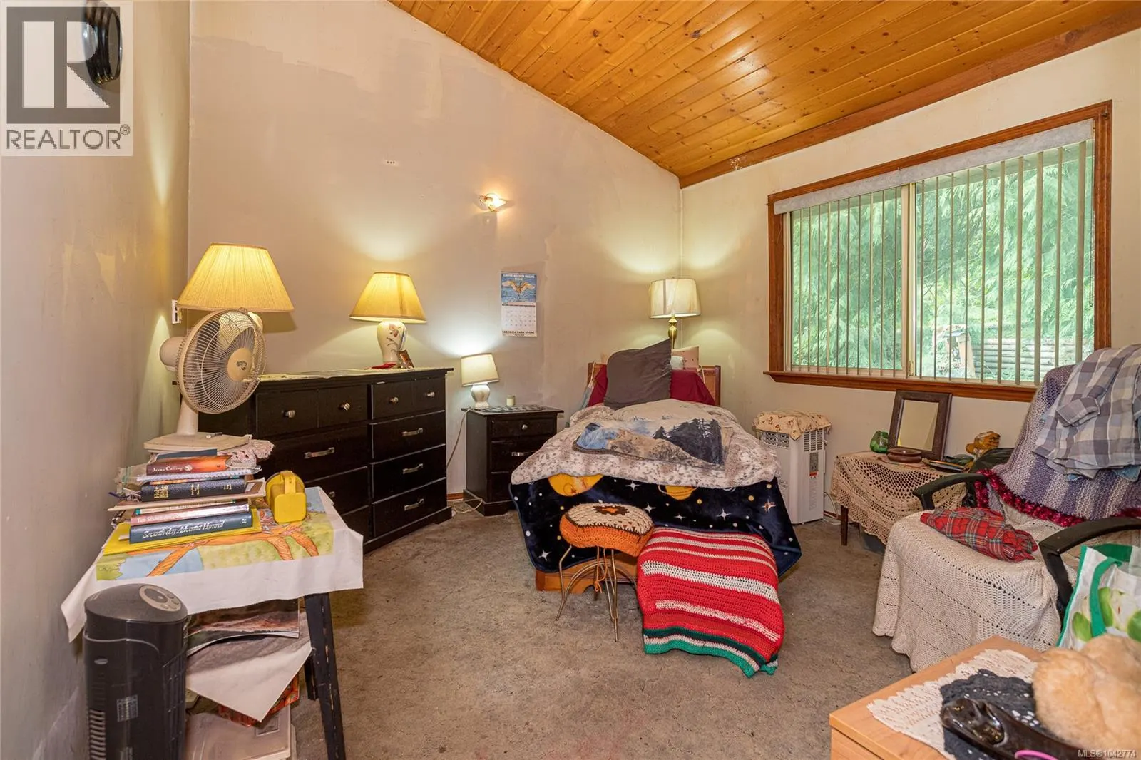 740 Spider Lake Rd