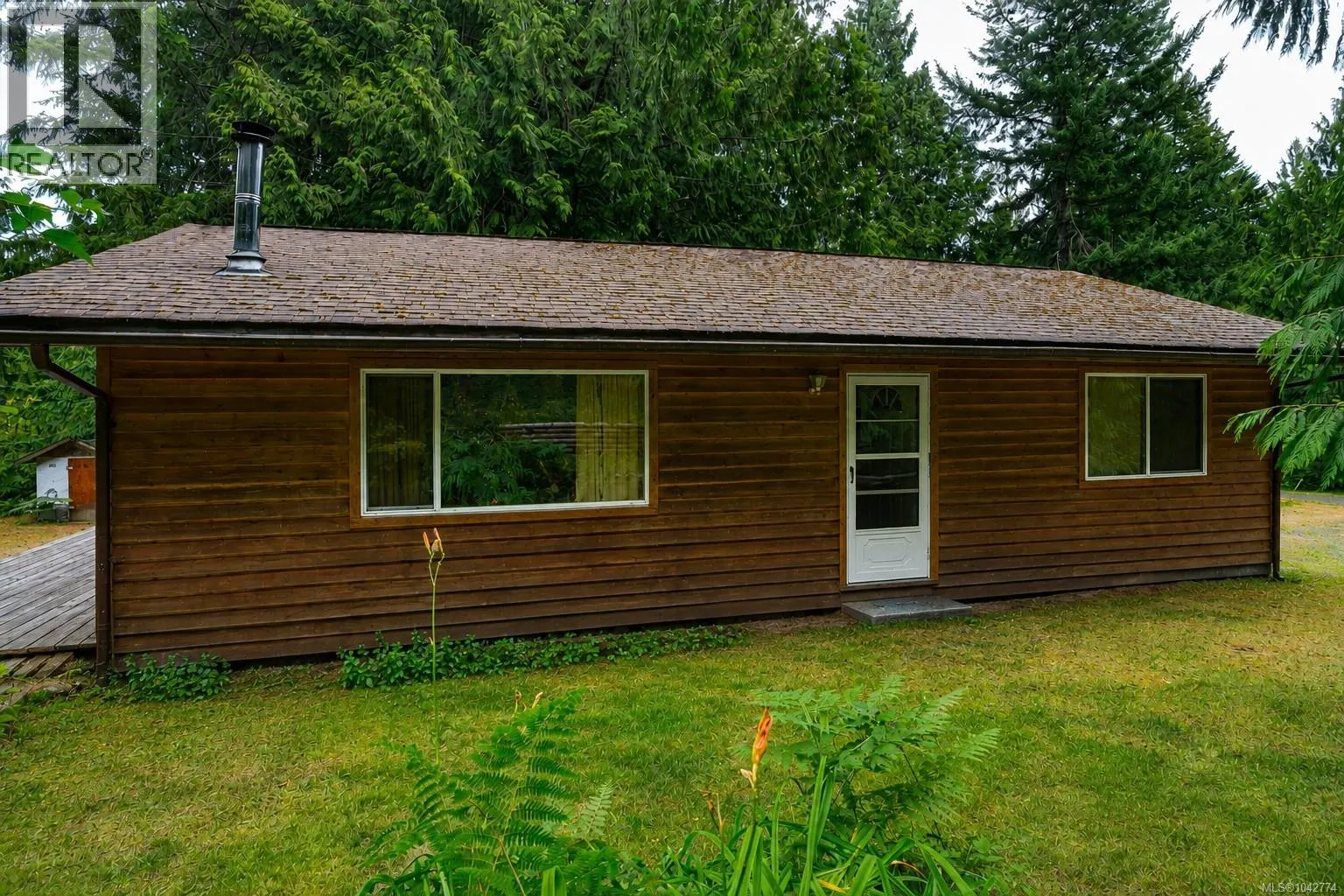 740 Spider Lake Rd