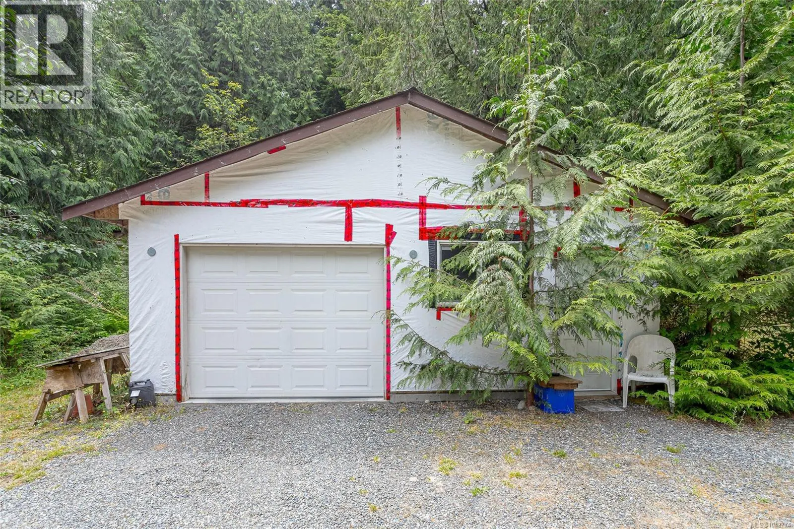 740 Spider Lake Rd