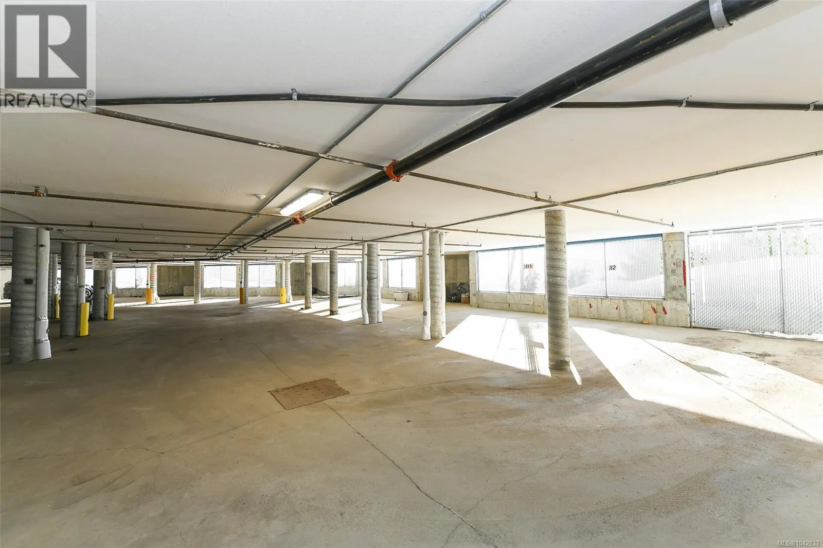 215 1320 Henry Rd