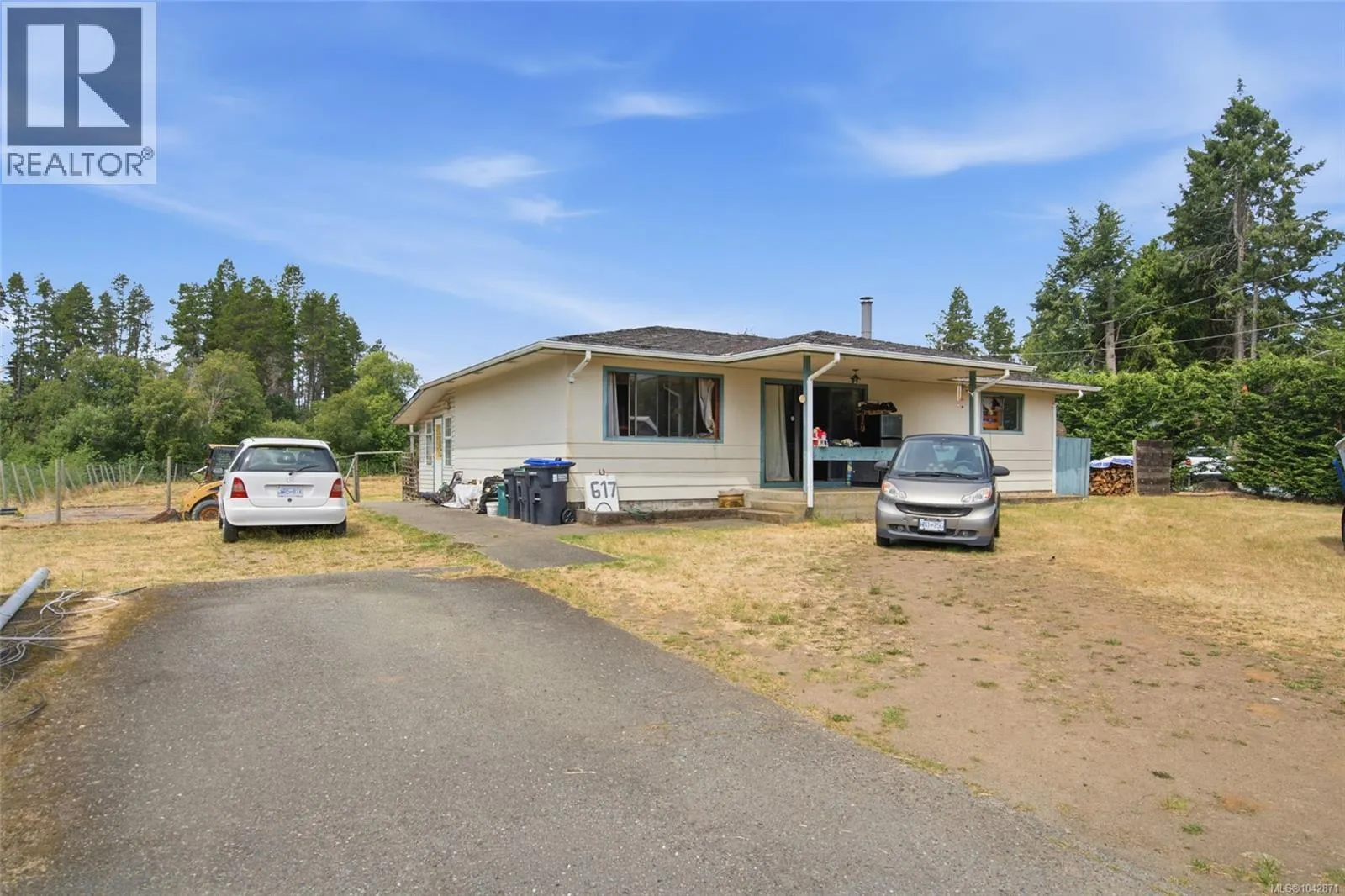 617 Temple St
