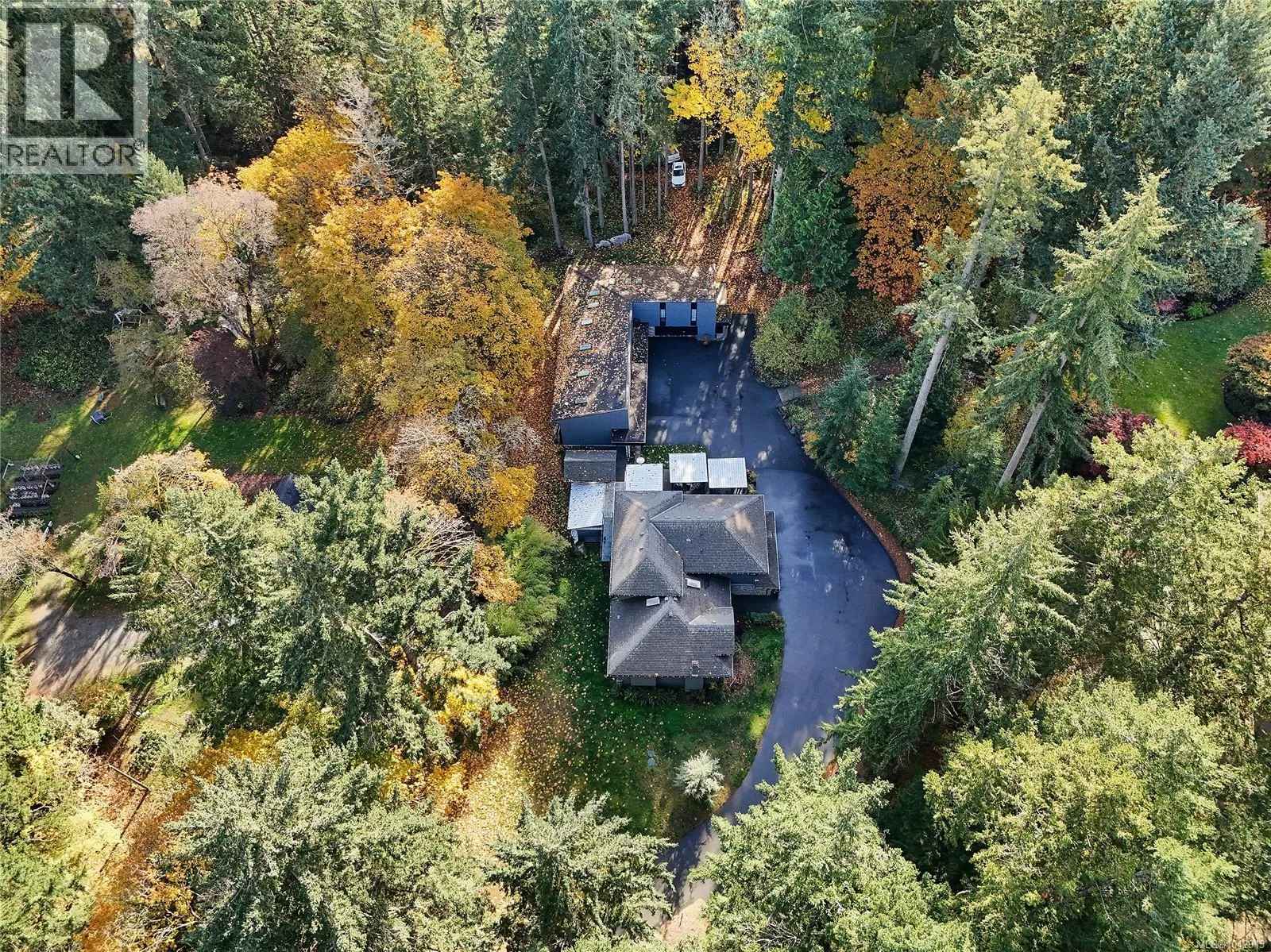 851 Sayward Rd