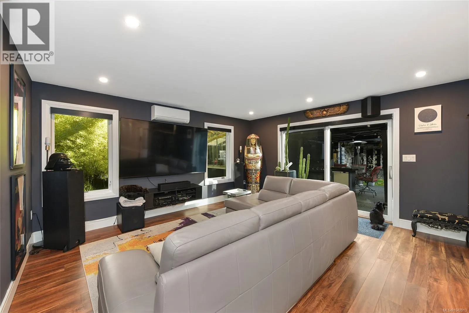 851 Sayward Rd
